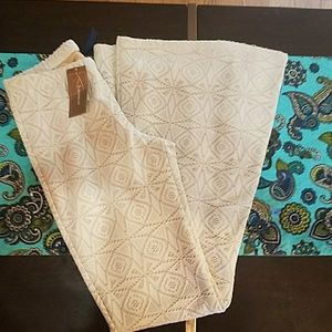 Francesca'a- NWT- winter white  lined dress pants